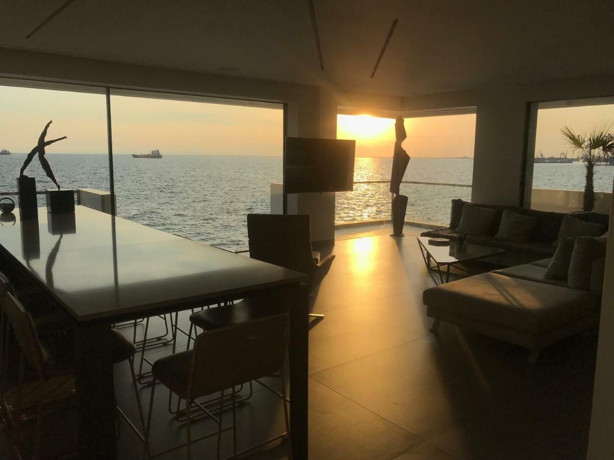 Infinity Sea View Apartment 塞萨洛尼基 外观 照片